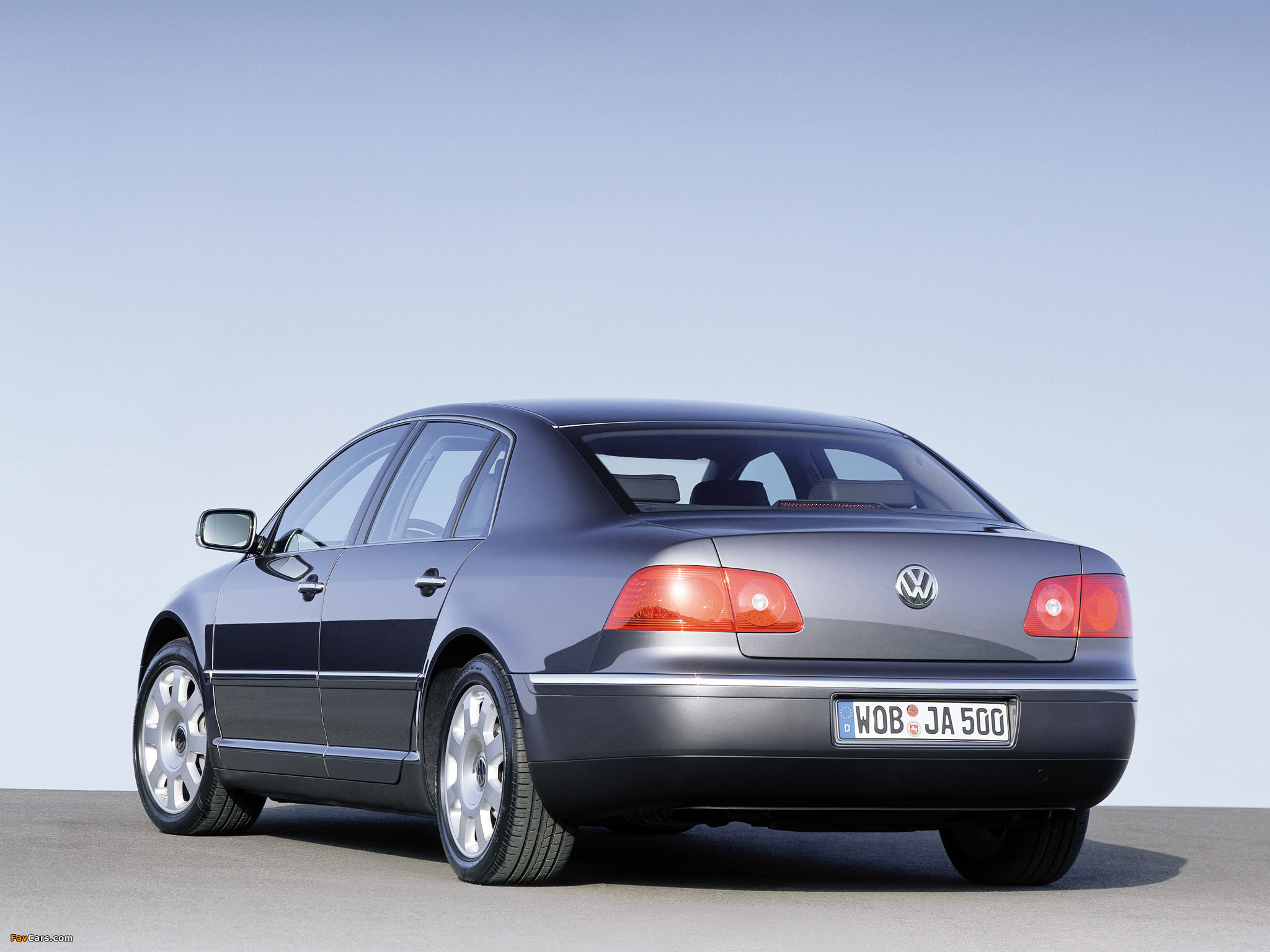 Pictures of Volkswagen Phaeton V8 2002–07 (2048 x 1536)