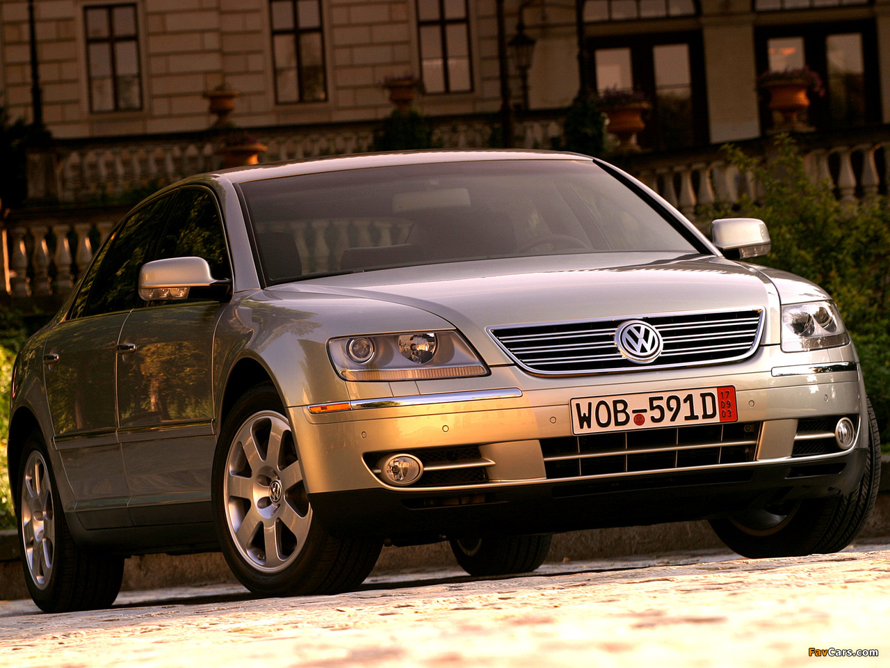 Pictures of Volkswagen Phaeton V8 US-spec 2002–07 (1280 x 960)