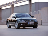 Pictures of Volkswagen Phaeton V8 2007–10