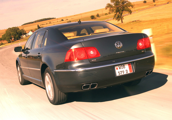 Volkswagen Phaeton W12 US-spec 2002–07 images