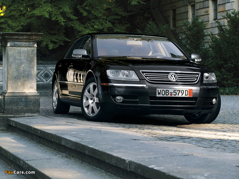 Volkswagen Phaeton V10 TDI 2002–07 images (800 x 600)