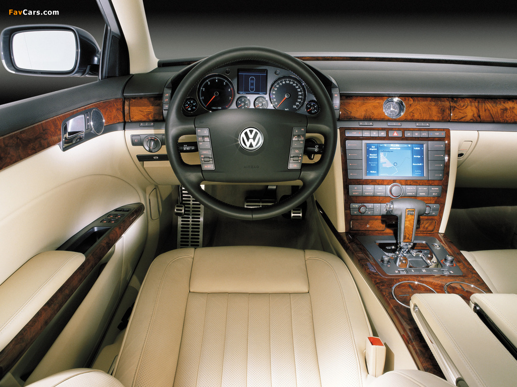 Volkswagen Phaeton V10 TDI 2002–07 photos (1024 x 768)