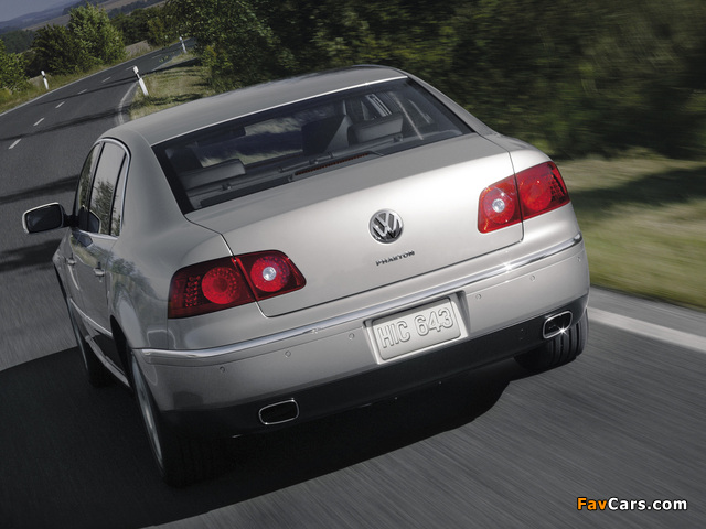 Volkswagen Phaeton V8 US-spec 2002–07 pictures (640 x 480)