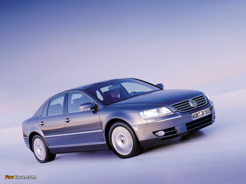 Volkswagen Phaeton V8 2002–07 pictures (800 x 600)