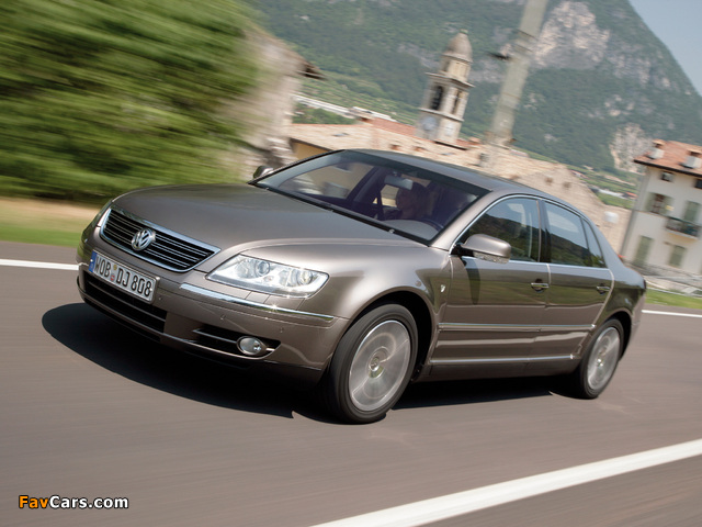 Volkswagen Phaeton Individual 2007–08 images (640 x 480)
