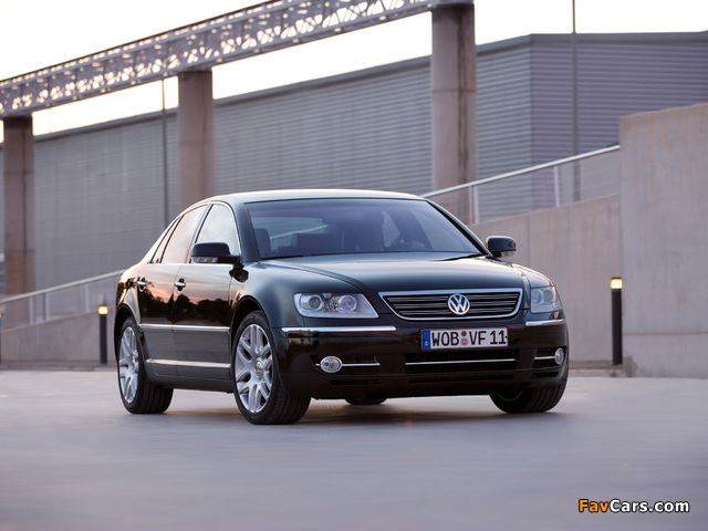 Volkswagen Phaeton V8 2007–10 images (640 x 480)