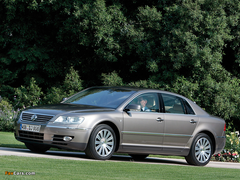 Volkswagen Phaeton Individual 2007–08 photos (800 x 600)