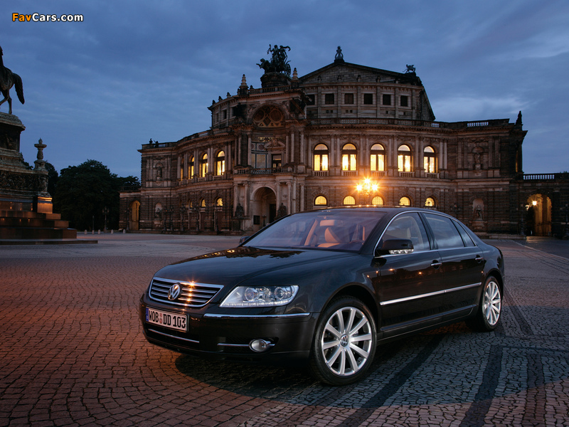 Volkswagen Phaeton V8 2007–10 photos (800 x 600)