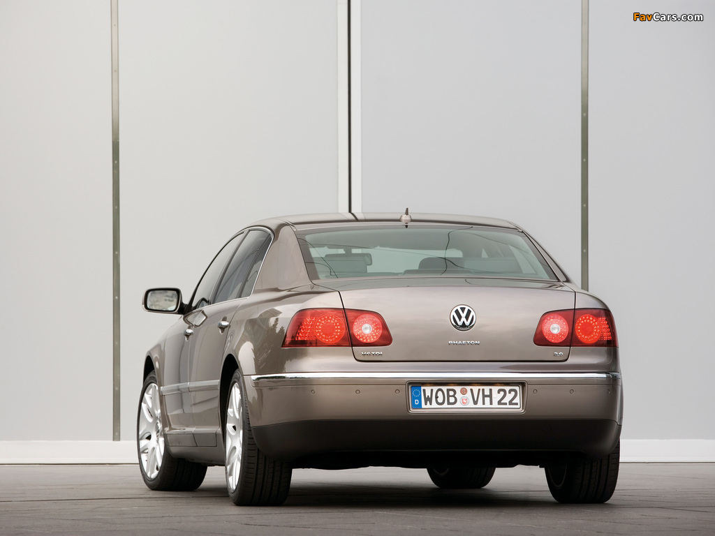 Volkswagen Phaeton V6 TDI 2007–10 pictures (1024 x 768)