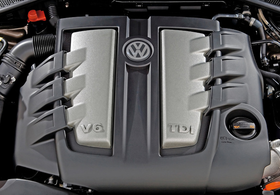 Volkswagen Phaeton V6 TDI 2007–10 pictures