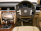 Volkswagen Phaeton W12 UK-spec 2007–10 pictures