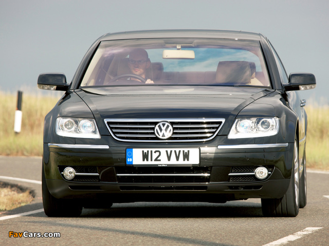 Volkswagen Phaeton W12 UK-spec 2007–10 pictures (640 x 480)