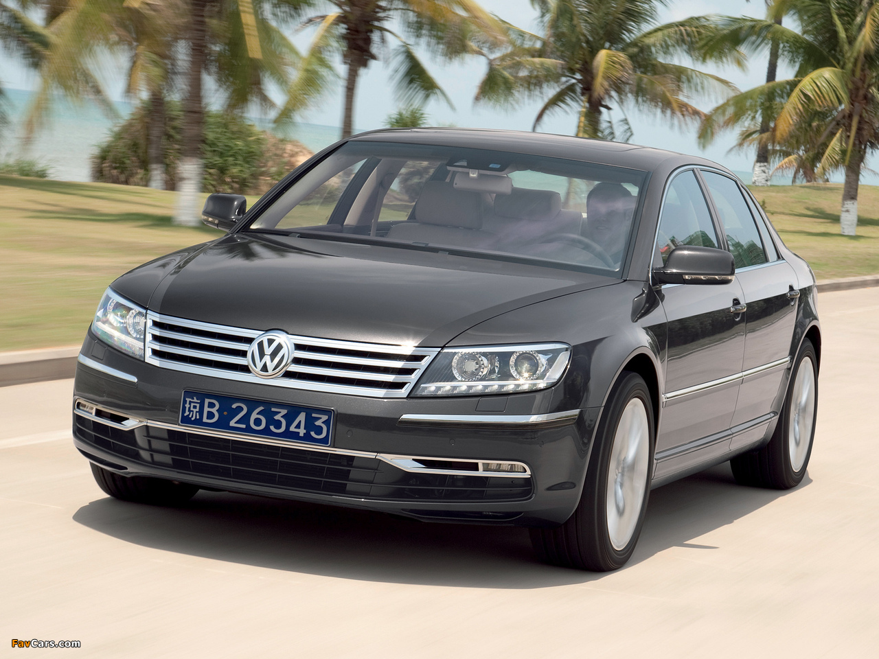 Volkswagen Phaeton V8 Long 2010 wallpapers (1280 x 960)