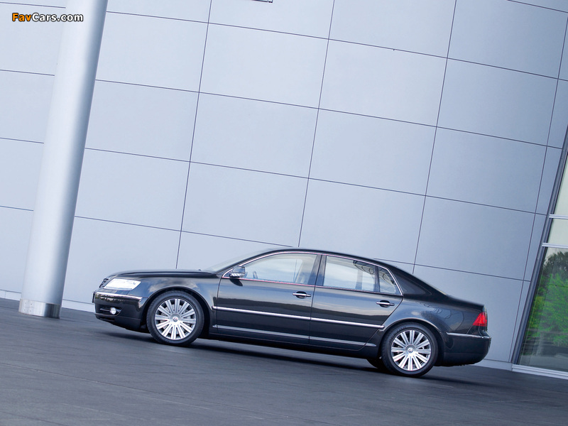 Volkswagen Phaeton V6 TDI 2002–07 wallpapers (800 x 600)