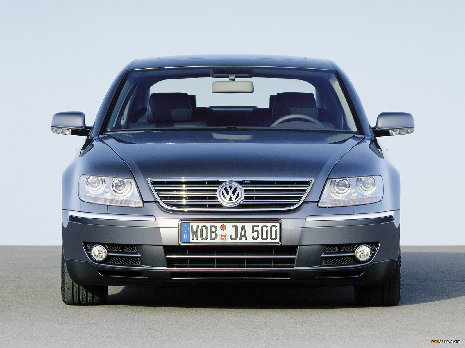 Volkswagen Phaeton V8 2002–07 wallpapers (1600 x 1200)