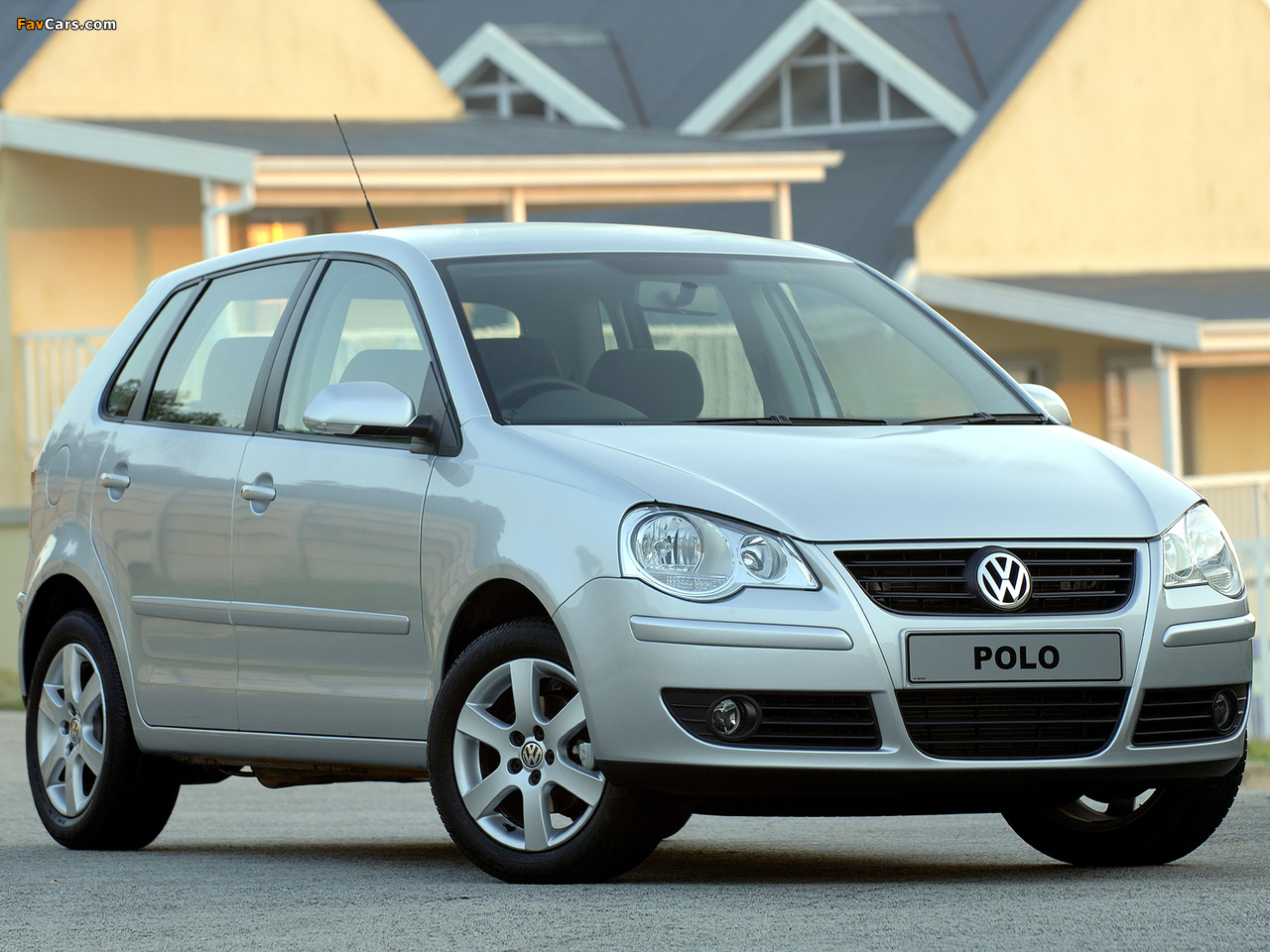 Images of Volkswagen Polo 5-door ZA-spec (Typ 9N3) 2005–09 (1280 x 960)