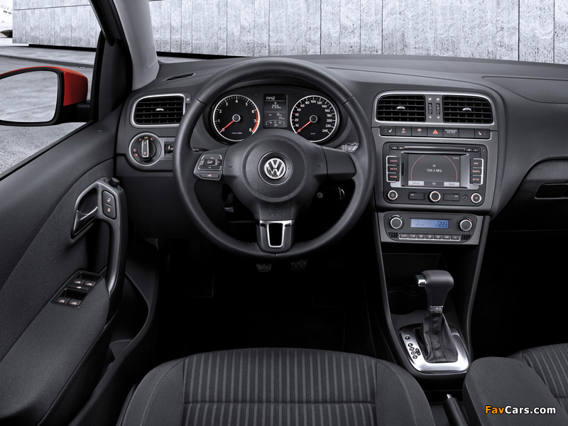 Images of Volkswagen Polo 5-door (V) 2009 (800 x 600)