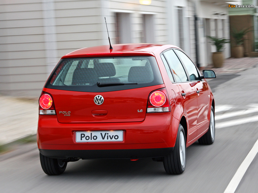 Images of Volkswagen Polo Vivo Hatchback (IVf) 2010 (1024 x 768)