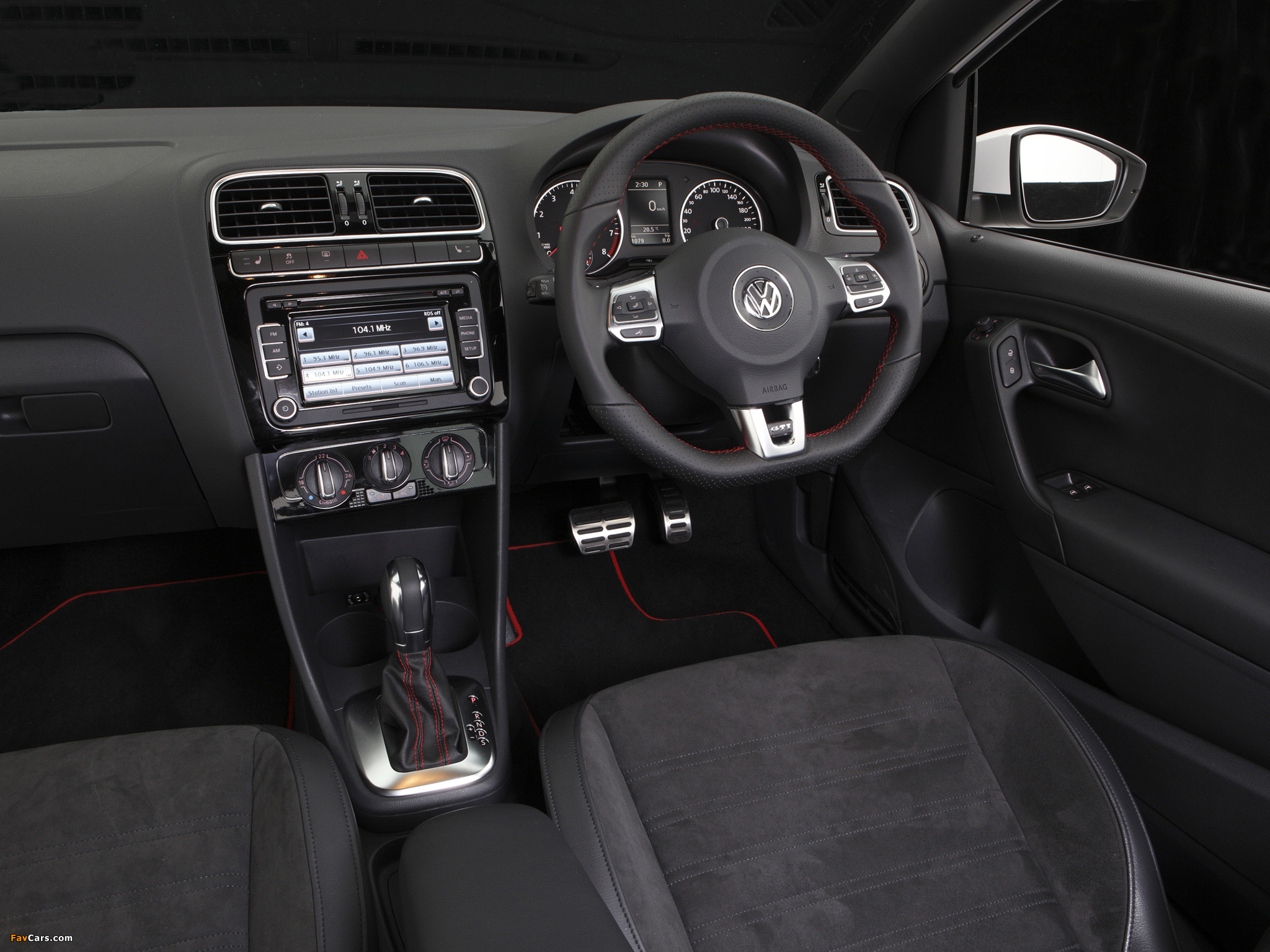 Images of Volkswagen Polo GTI 3-door AU-spec (Typ 6R) 2010 (2048 x 1536)