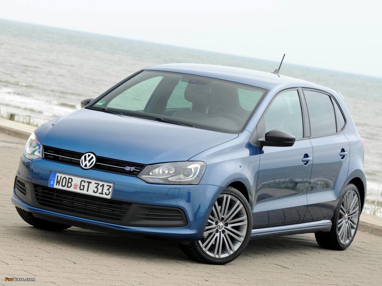 Images of Volkswagen Polo BlueGT 5-door (Typ 6R) 2012 (1280 x 960)