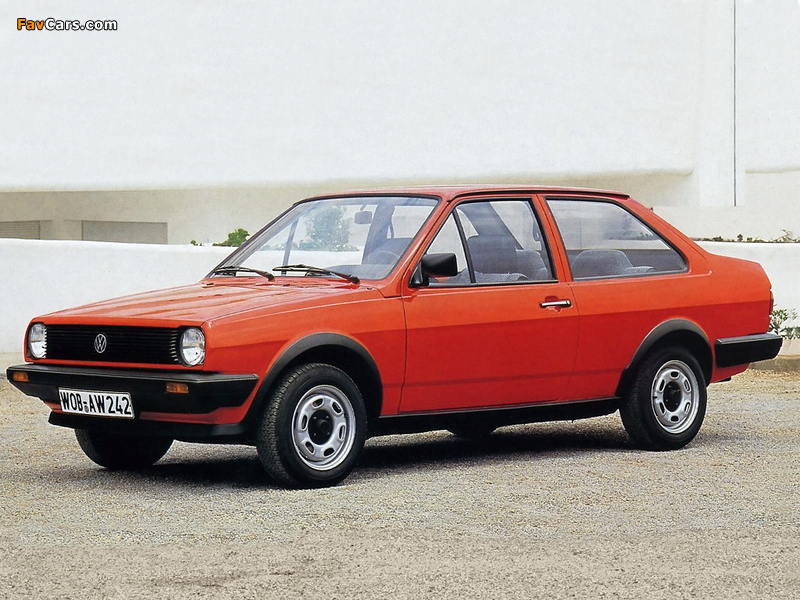 Photos of Volkswagen Polo Classic (II) 1985–90 (800 x 600)