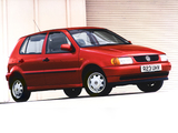 Photos of Volkswagen Polo 5-door UK-spec (III) 1994–99