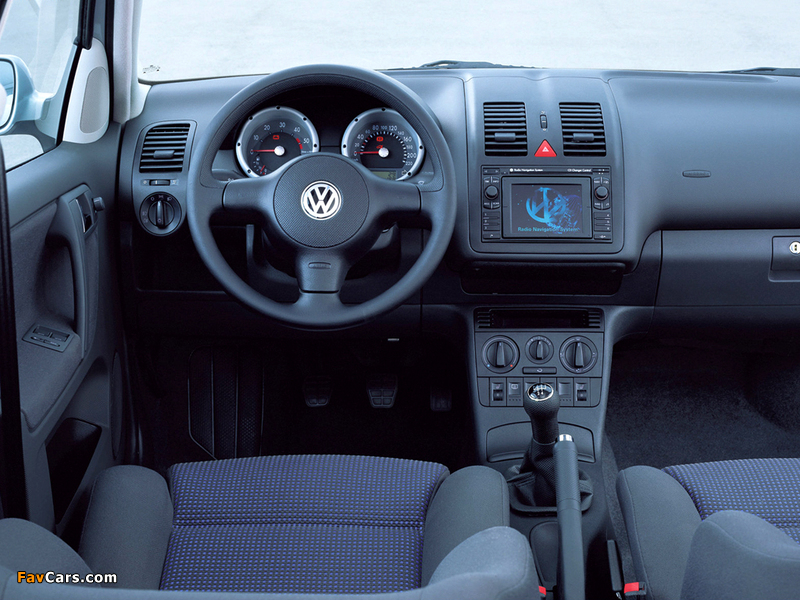 Photos of Volkswagen Polo 3-door (Typ 6N2) 1999–2001 (800 x 600)