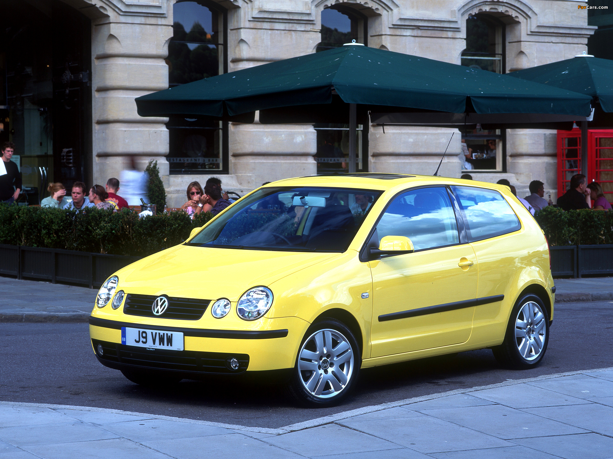 Photos of Volkswagen Polo 3-door UK-spec (Typ 9N) 2001–05 (2048 x 1536)