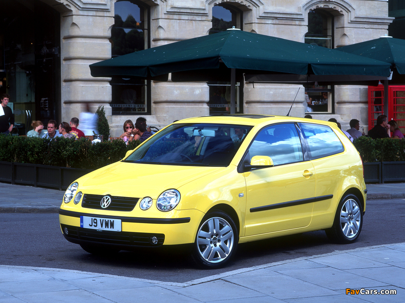Photos of Volkswagen Polo 3-door UK-spec (Typ 9N) 2001–05 (800 x 600)