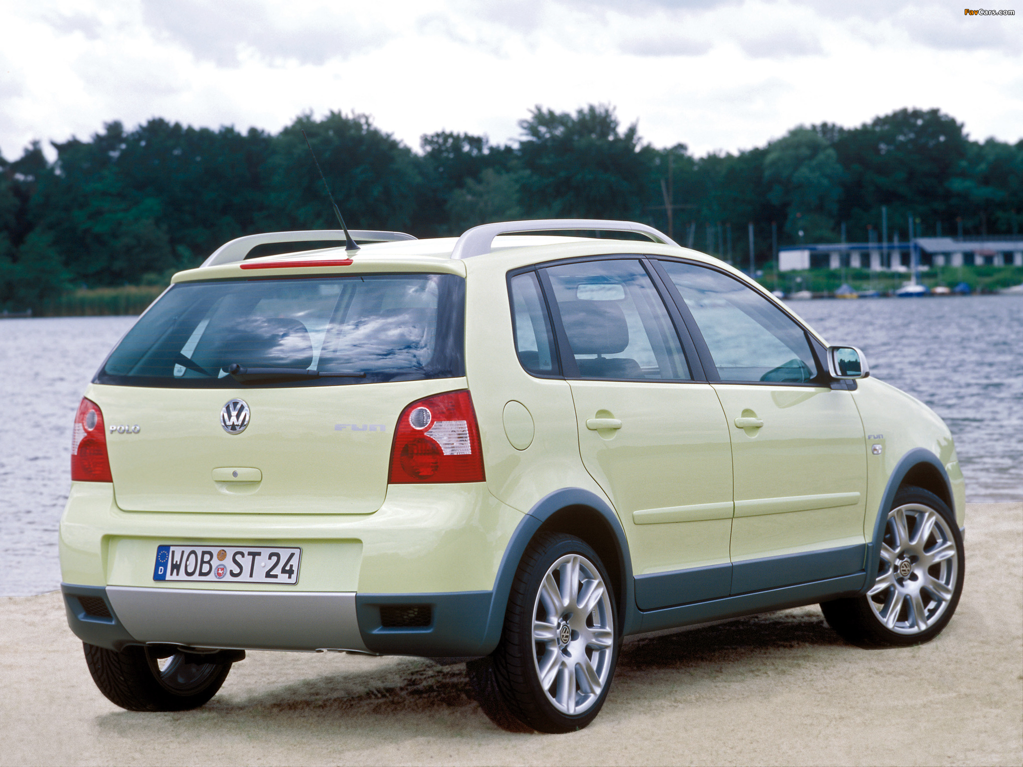 Photos of Volkswagen Polo Fun (Typ 9N) 2003–05 (2048 x 1536)