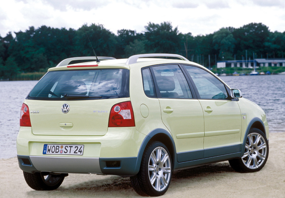 Photos of Volkswagen Polo Fun (Typ 9N) 2003–05