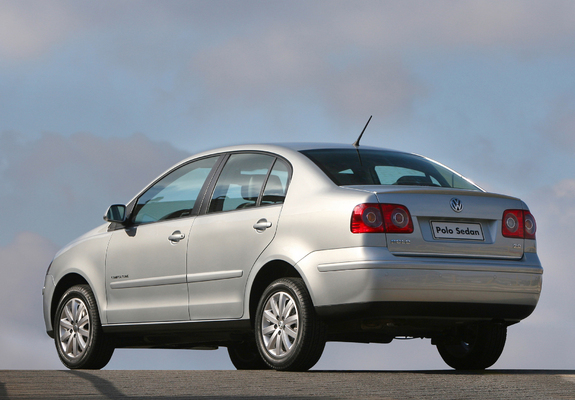 Photos of Volkswagen Polo Sedan BR spec Typ 9N3 2006 11