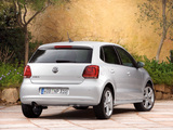 Photos of Volkswagen Polo 5-door (V) 2009