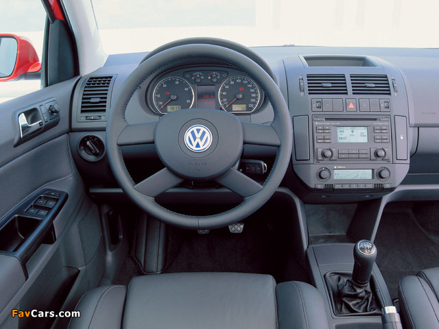 Pictures of Volkswagen Polo 5-door (IV) 2001–05 (640 x 480)