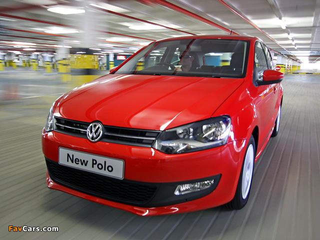 Pictures of Volkswagen Polo 5-door ZA-spec (Typ 6R) 2009 (640 x 480)