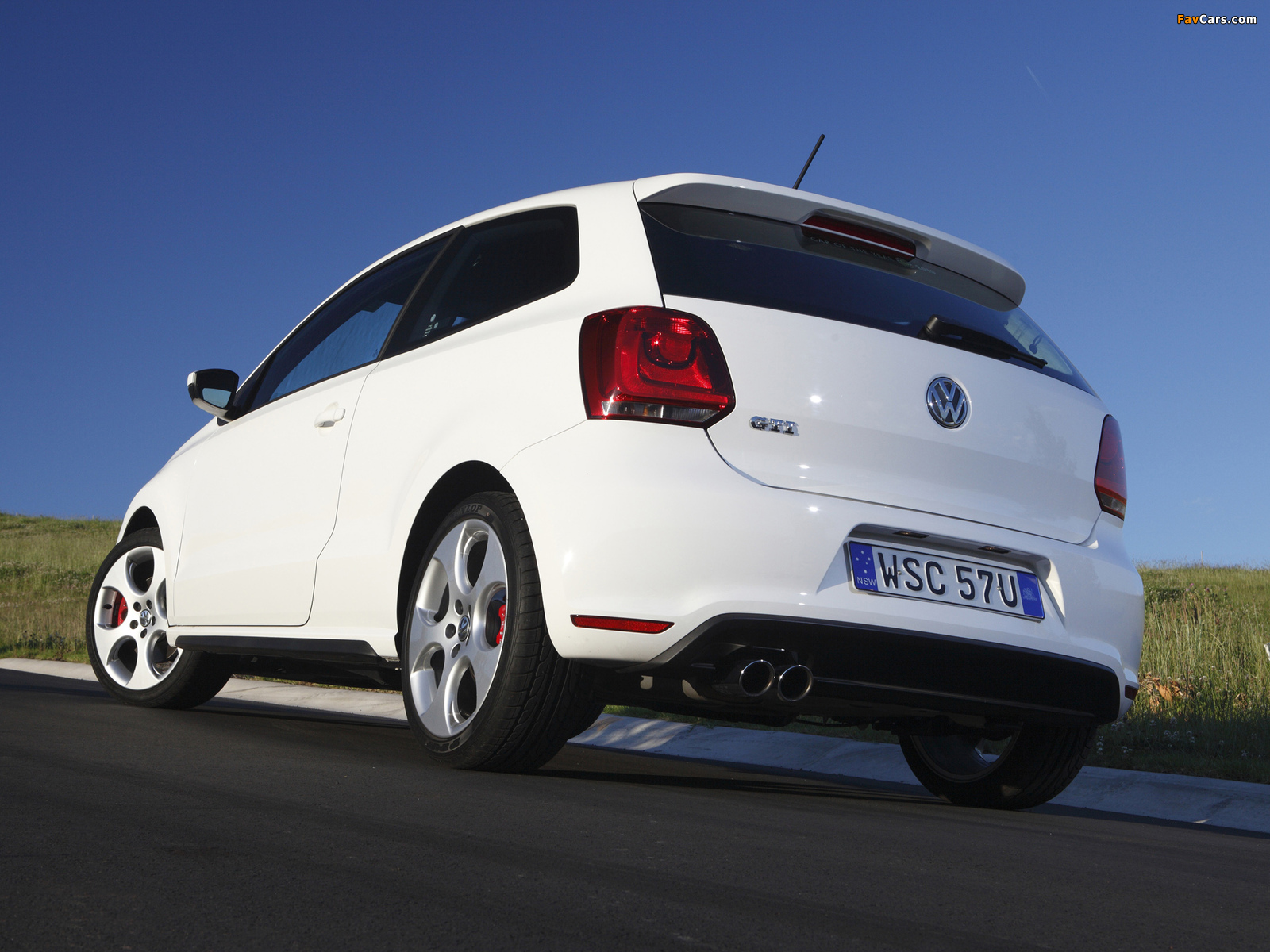 Pictures of Volkswagen Polo GTI 3-door AU-spec (Typ 6R) 2010 (1600 x 1200)