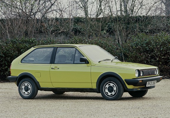 Volkswagen Polo Coupe UK-spec (Typ 86C) 1981–90 photos