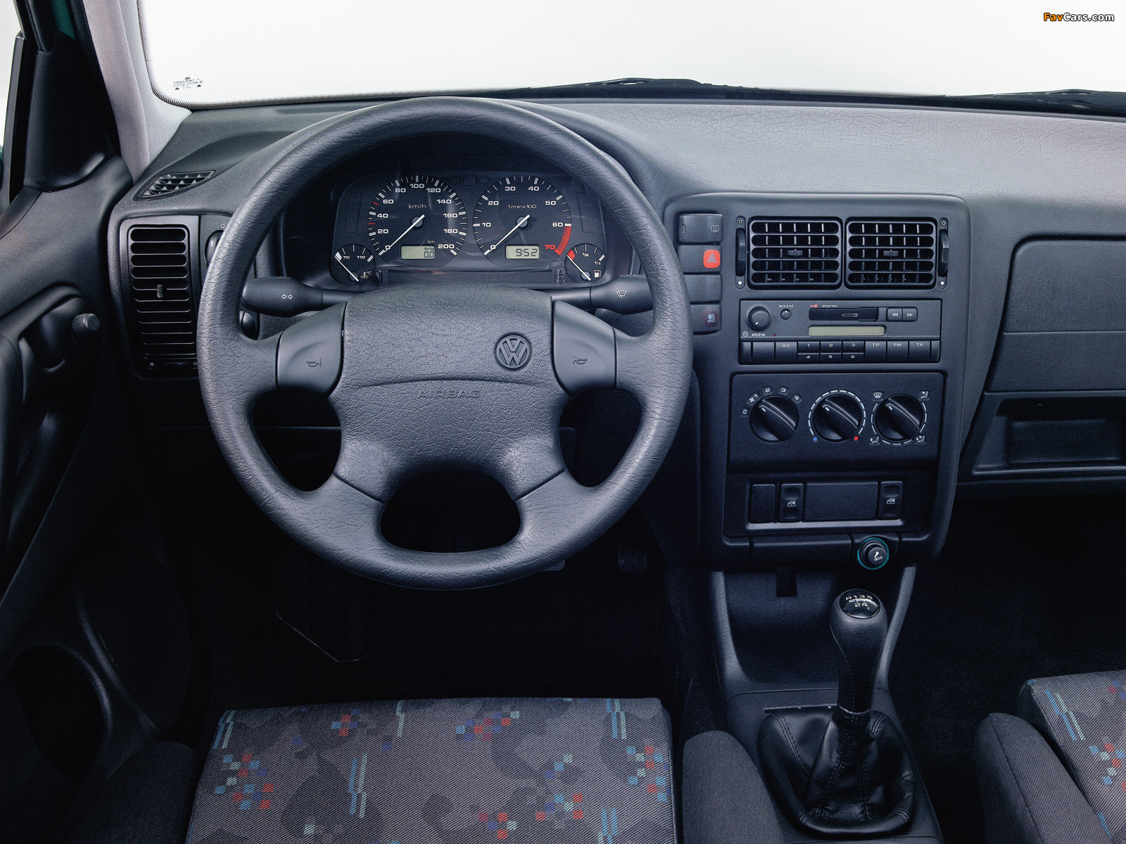 Volkswagen Polo 5-door (III) 1994–99 pictures (1600 x 1200)