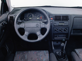 Volkswagen Polo 5-door (III) 1994–99 pictures