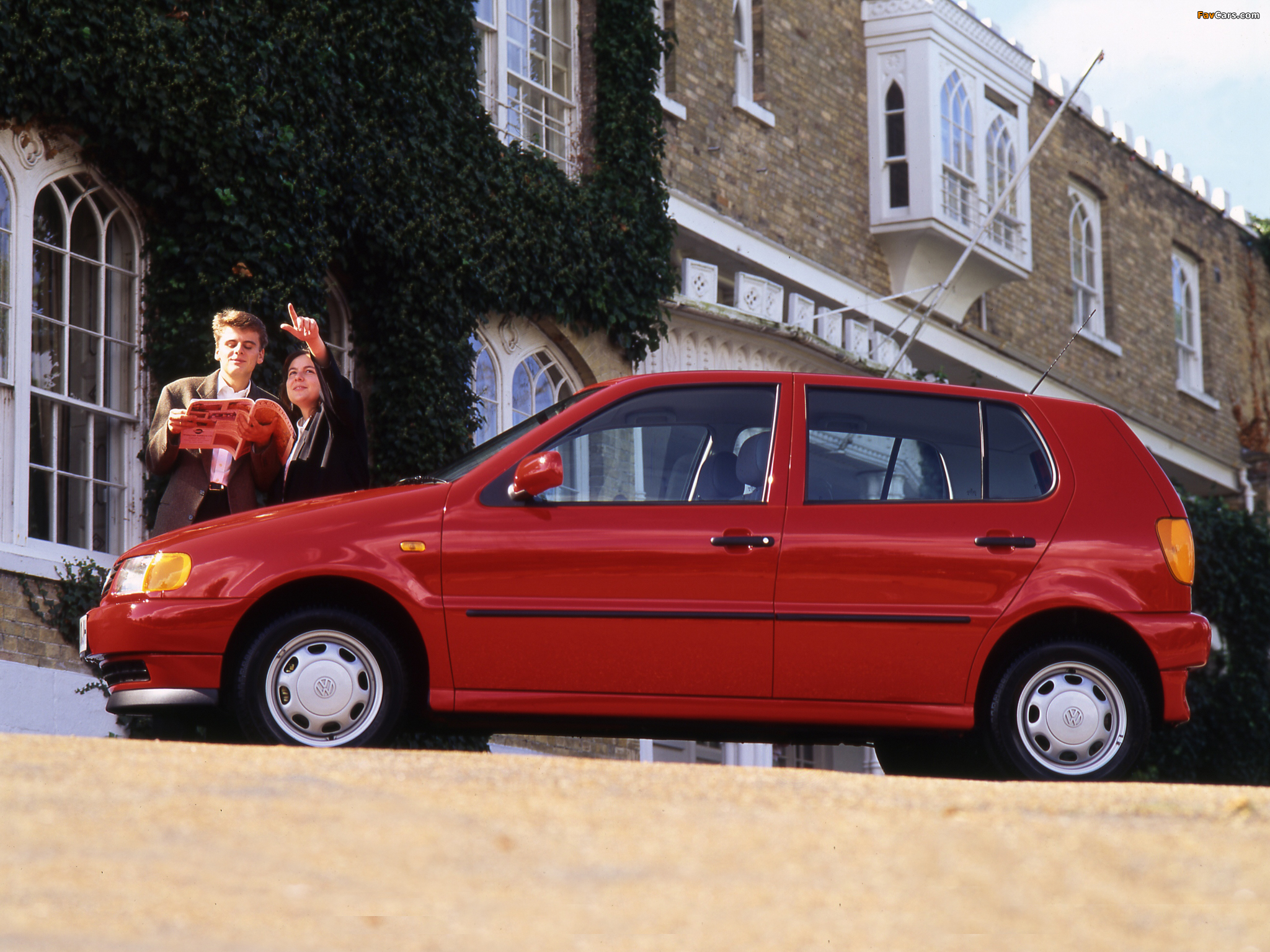 Volkswagen Polo 5-door UK-spec (III) 1994–99 wallpapers (2048 x 1536)