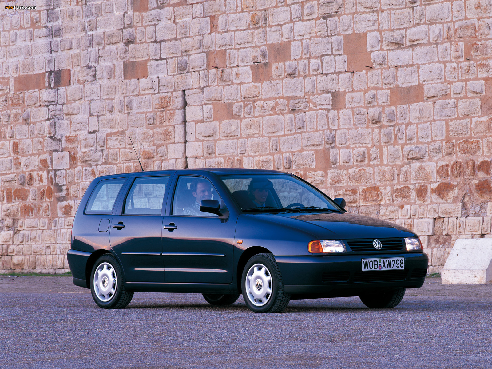 Volkswagen Polo Variant (Typ 6N) 1997–2001 images (1600 x 1200)