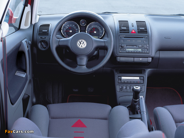 Volkswagen Polo 5-door (Typ 6N2) 1999–2001 images (640 x 480)