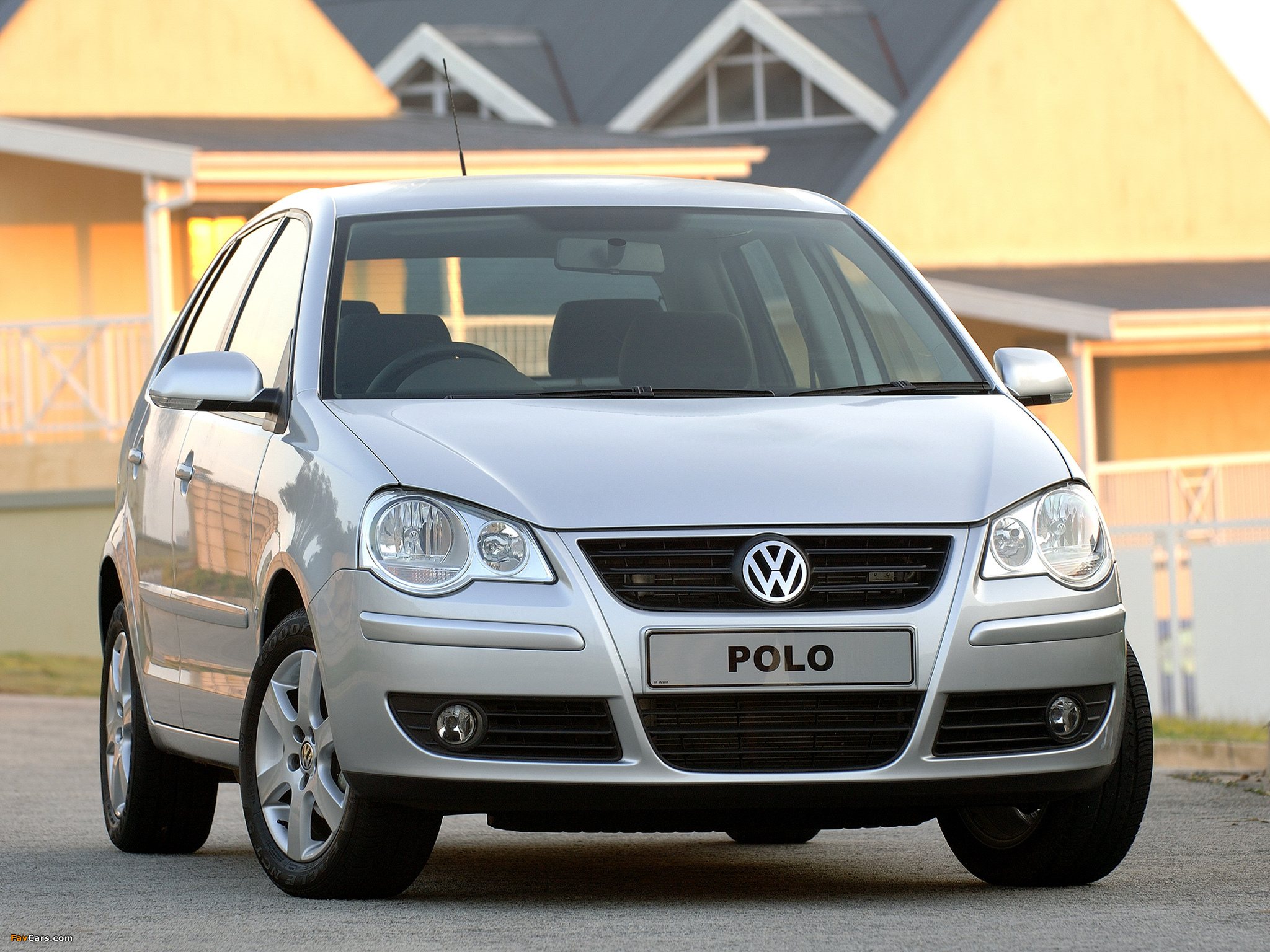Volkswagen Polo 5-door ZA-spec (Typ 9N3) 2005–09 pictures (2048 x 1536)