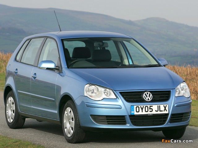Volkswagen Polo 5-door UK-spec (Typ 9N3) 2005–09 wallpapers (640 x 480)
