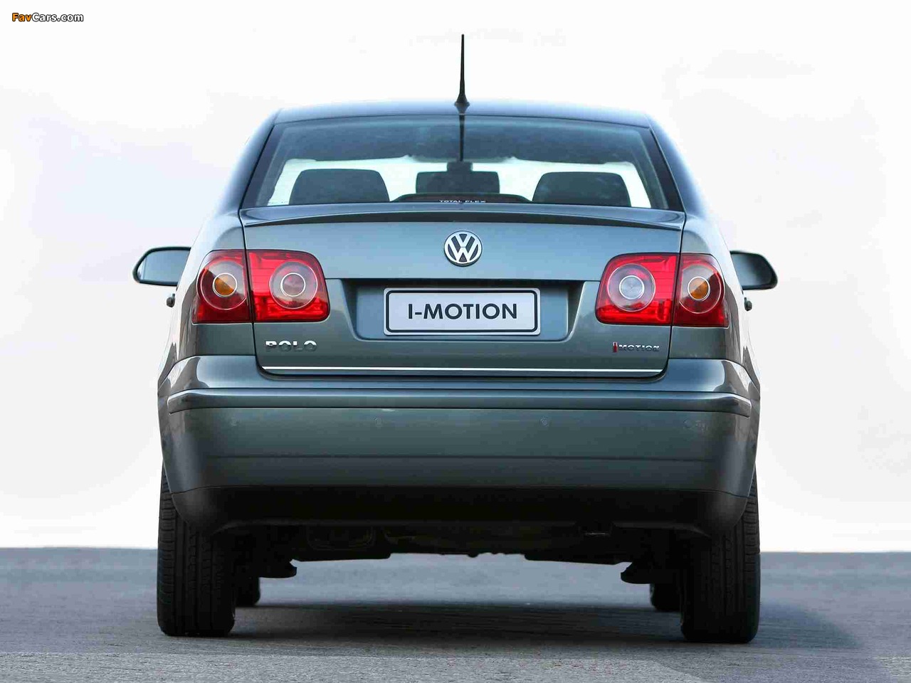 Volkswagen Polo Sedan BR-spec (Typ 9N3) 2006–11 images (1280 x 960)