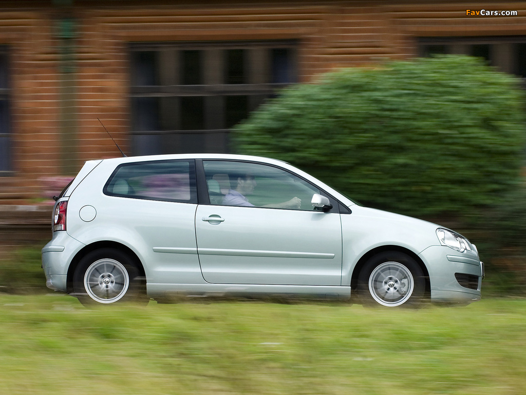 Volkswagen Polo BlueMotion UK-spec (Typ 9N3) 2006–09 photos (1024 x 768)