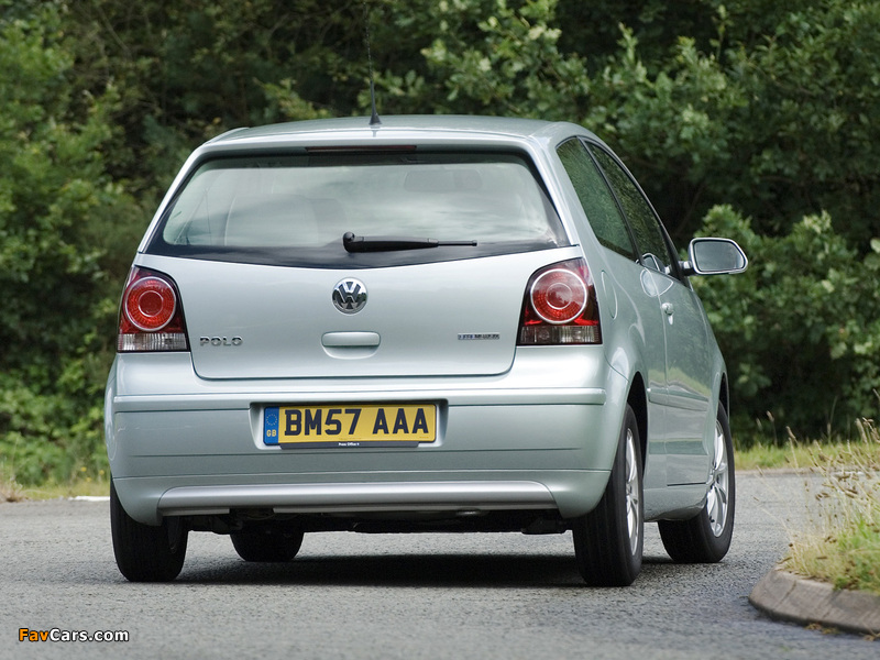Volkswagen Polo BlueMotion UK-spec (Typ 9N3) 2006–09 photos (800 x 600)