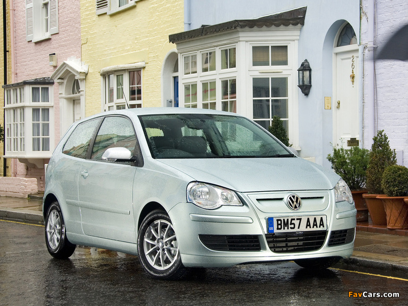 Volkswagen Polo BlueMotion UK-spec (Typ 9N3) 2006–09 wallpapers (800 x 600)