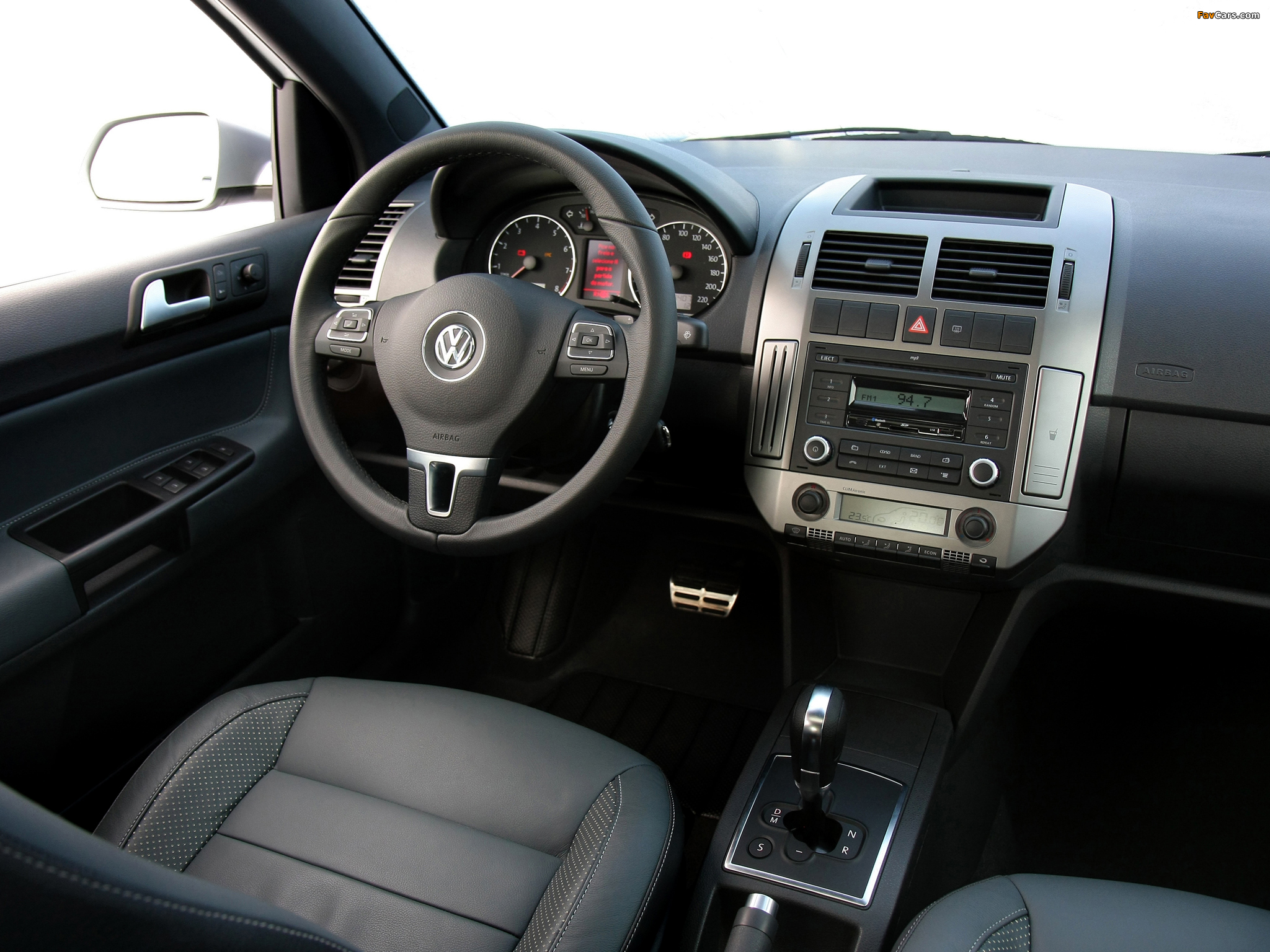 Volkswagen Polo 5-door BR-spec (Typ 9N3) 2009 pictures (2048 x 1536)