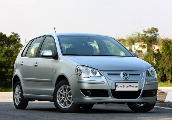 Volkswagen Polo BlueMotion 5-door BR-spec (Typ 9N3) 2009–12 pictures